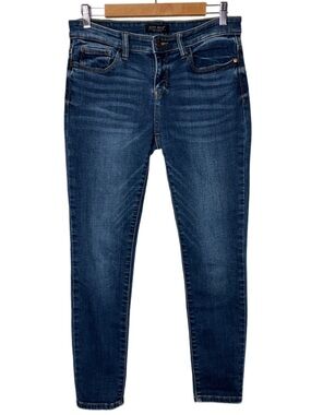 Judy Bristol Sienna Handsand Skinny Jeans Medium Blue Wash Woman's 9 JB82106MD
